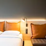 Moxy Berlin Airport Schoenefeld