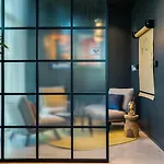 Moxy Berlin Airport