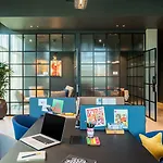 Moxy Berlin Airport Hotel 3*