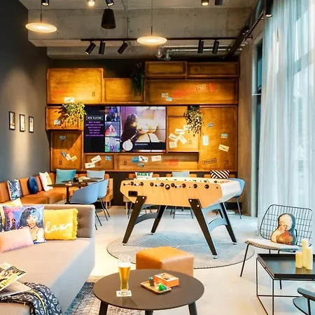 Moxy Berlin Airport Hotel Schoenefeld