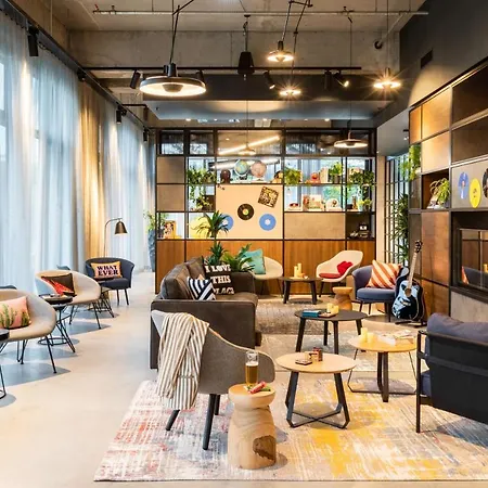 Moxy Berlin Airport Schoenefeld