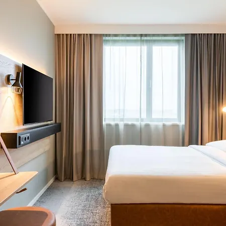 Moxy Berlin Airport Hotel Schoenefeld