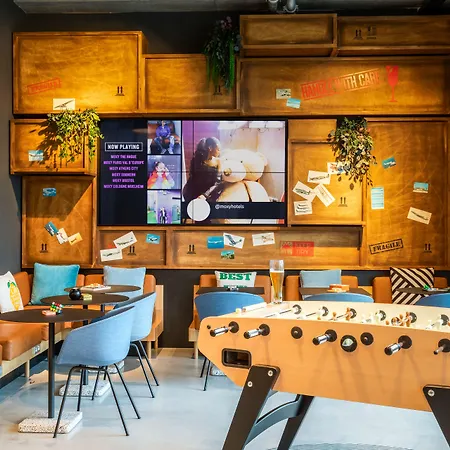 Moxy Berlin Airport Hotel Schoenefeld