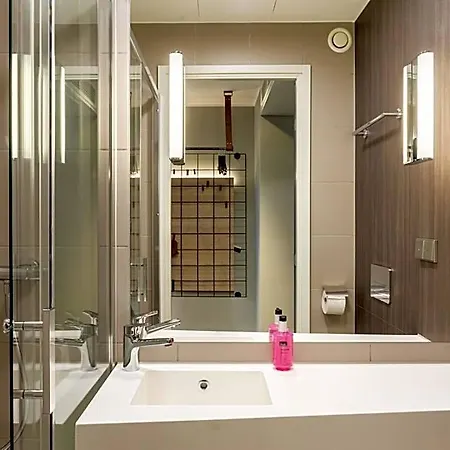 Moxy Berlin Airport 3* Schoenefeld