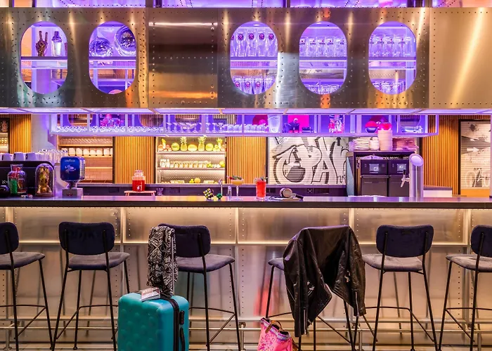 Moxy Berlin Airport 호텔